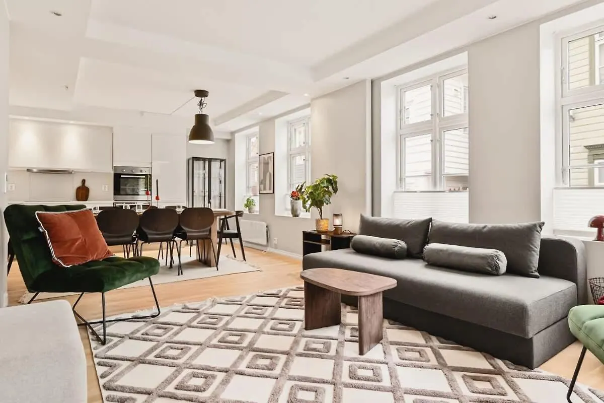 Dinbnb Apartments L 500M To Bryggen L Bathtub & New 2017 L Authentic Bergenshus  Bergen